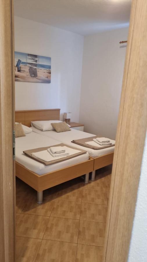 Apartmani Smoljic Primošten Buitenkant foto