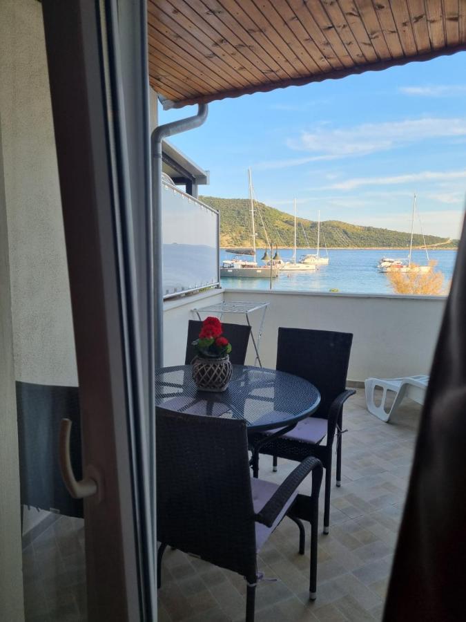 Apartmani Smoljic Primošten Buitenkant foto