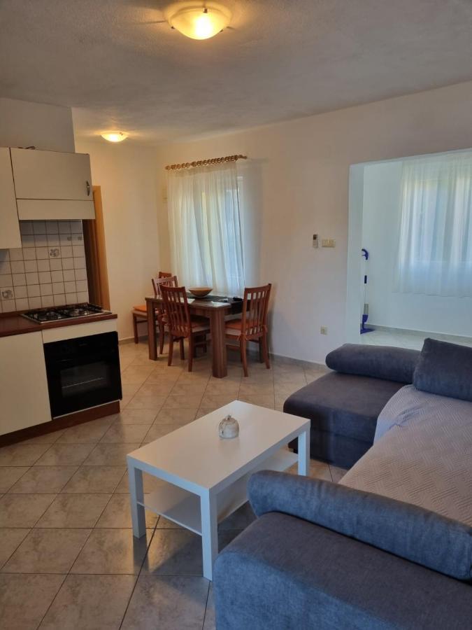 Apartmani Smoljic Primošten Buitenkant foto